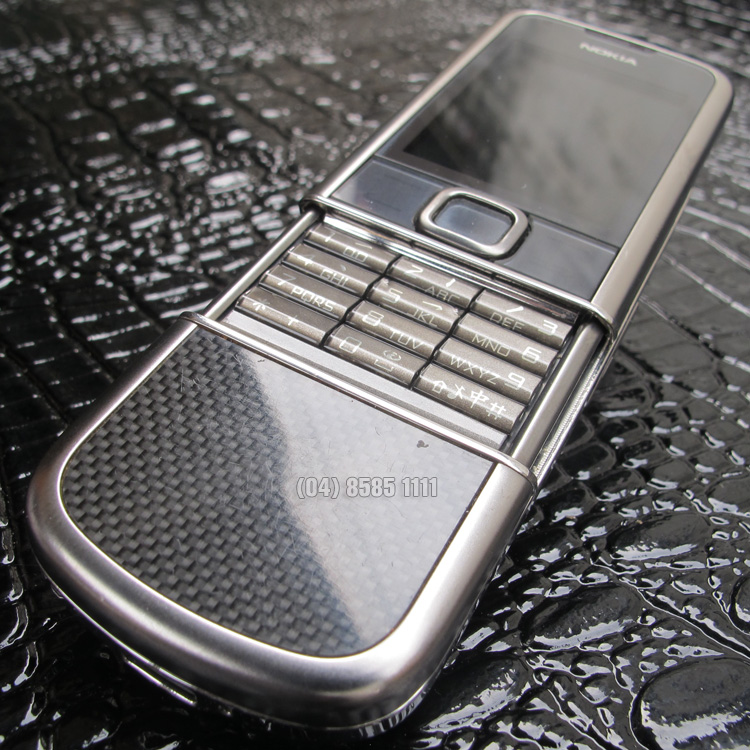 Nokia 8800 Carbon Arte cũ nguyên bản tháng 11 Nokia 8800 Carbon Arte cũ nguyên bản tháng 11