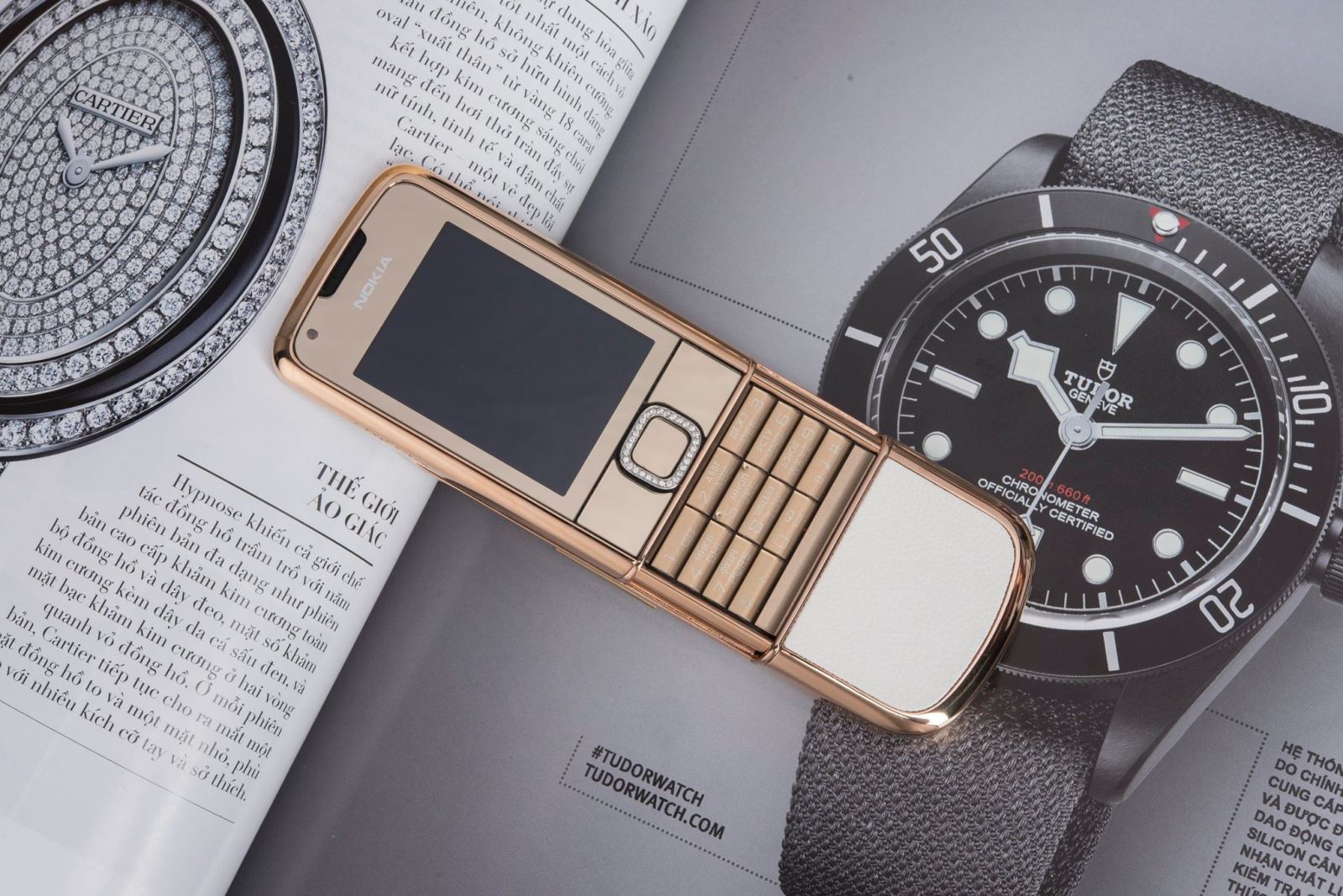 3-bang-chung-smartphone-van-kem-xa-lao-lang-nokia-8800.jpg 3-bang-chung-smartphone-van-kem-xa-lao-lang-nokia-8800.jpg