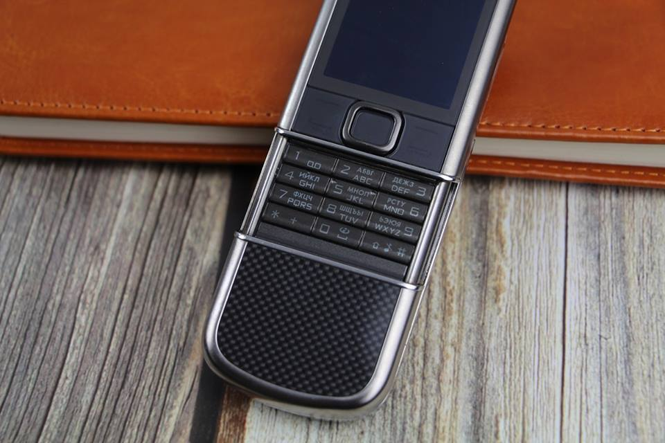 3-ly-do-khien-nokia-8800-dat-xat-ra-mieng.png 3-ly-do-khien-nokia-8800-dat-xat-ra-mieng.png