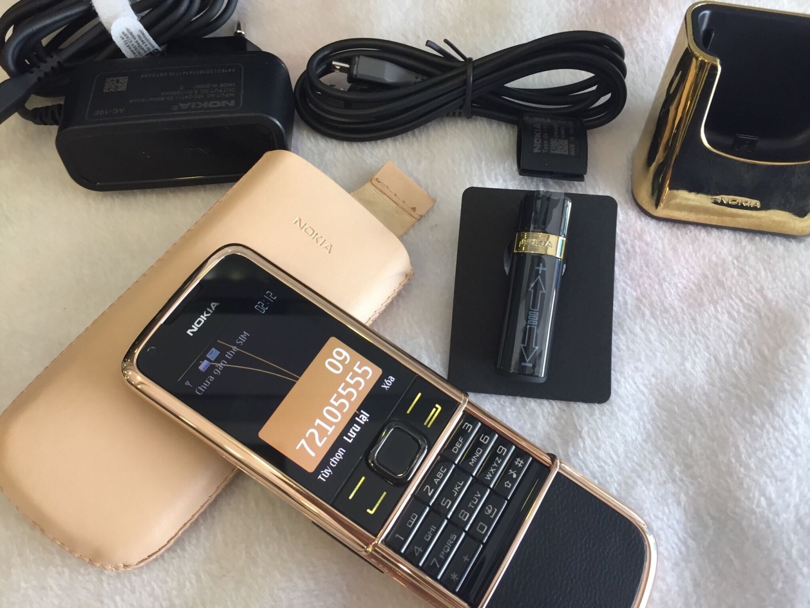 con-sot-nokia-8800.jpg con-sot-nokia-8800.jpg