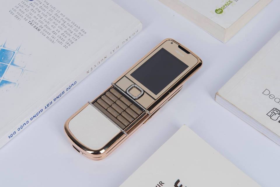 nokia-8800-chiec-dien-thoai-trong-mo-cua-gioi-cong-nghe.jpg