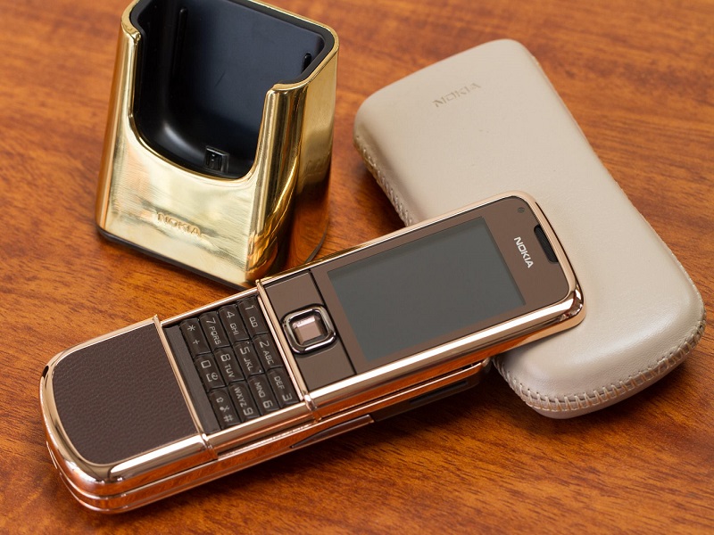 nokia-8800-thay-vi-iphone-x-1.jpg