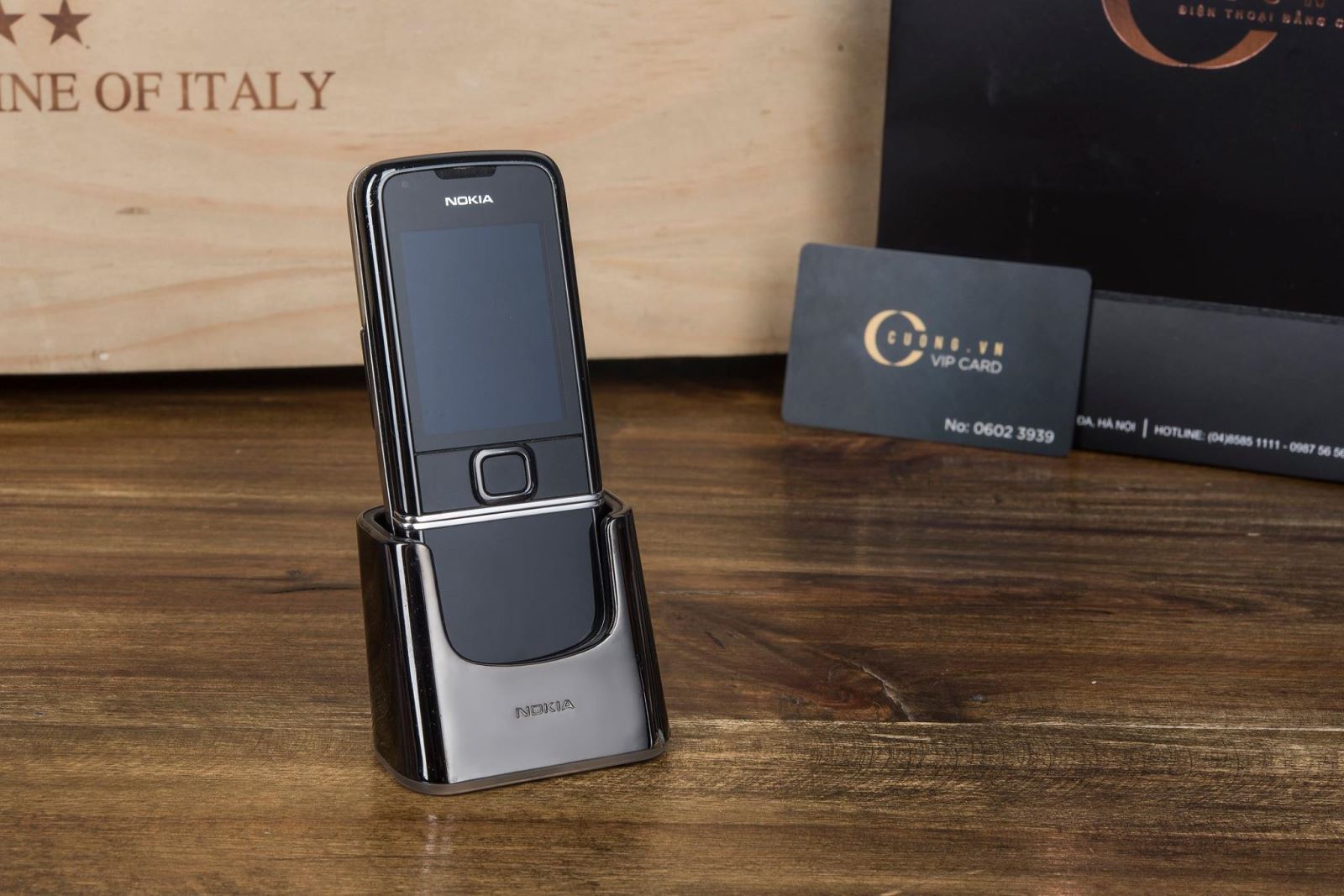 nokia-8800-tro-lai.jpg nokia-8800-tro-lai.jpg